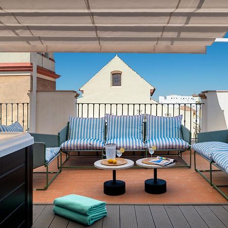 Magno Apartments San Gil - Shared Jacuzzi Sevilla Bagian luar foto