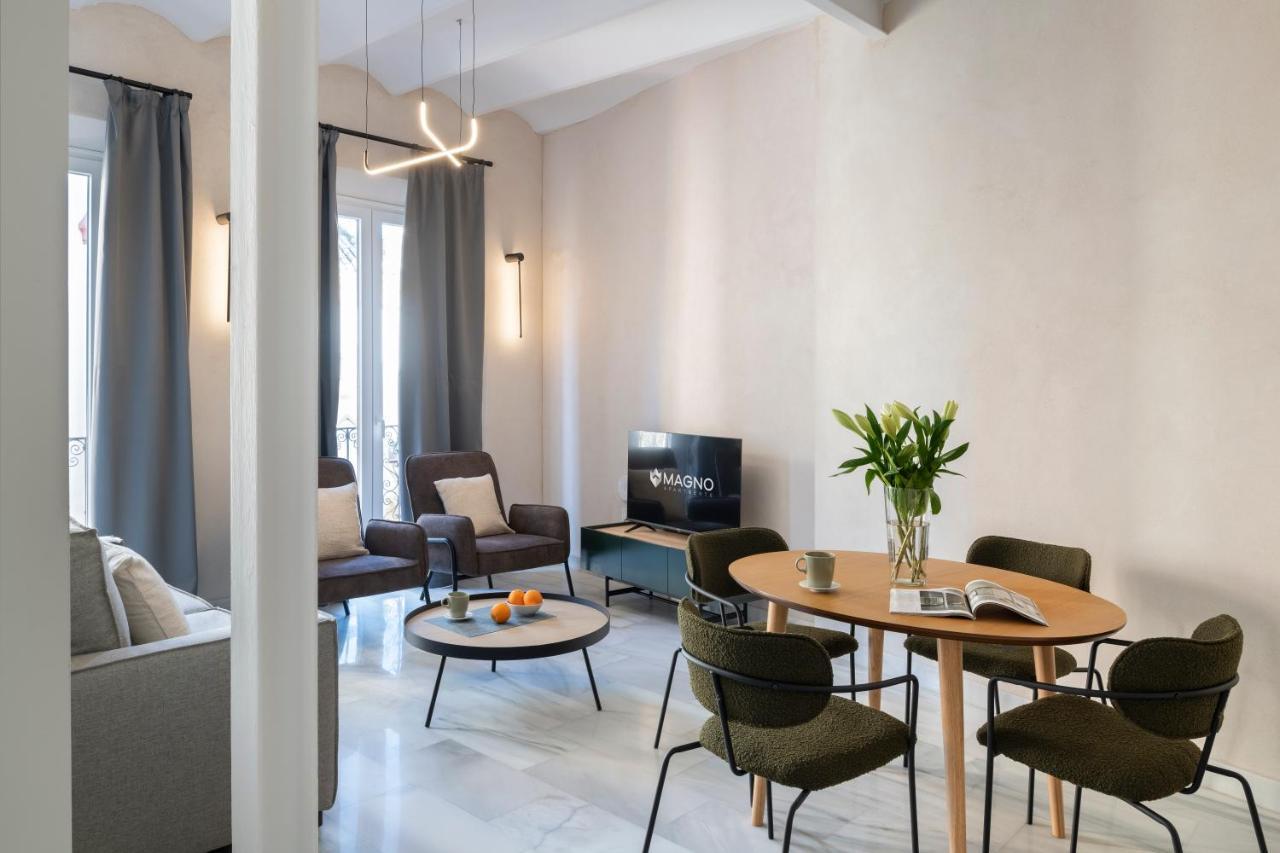 Magno Apartments San Gil - Shared Jacuzzi Sevilla Bagian luar foto